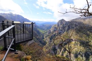 Mirador de Santa Catalina, balcón del Desfiladero de la Hermida en Picos de Europa