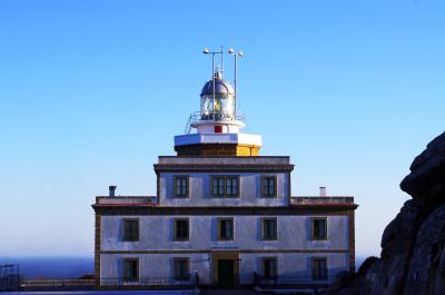 Edificio y faro de Finisterre