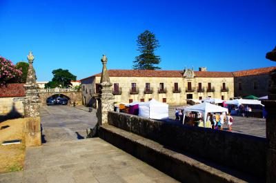 Panorámica del Pazo de Fefiñans en Combados