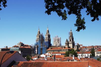 La catedral vista desde el Parque de la Alameda