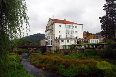 Balneario Acuña y río Umia