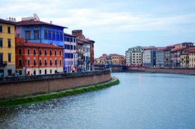 Ribera del río Arno en Pisa