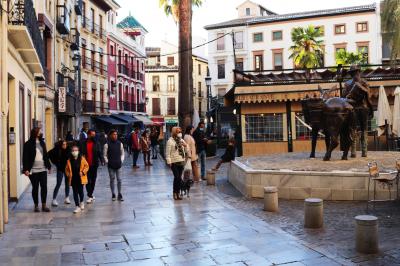 Monumento al Aguador, en la plaza de la Romanilla