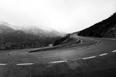 Perspectiva de la carretera en el mirador del Corzo