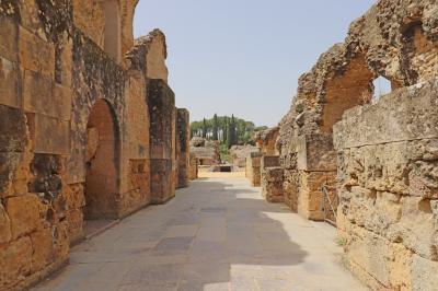Acceso al Anfiteatro romano