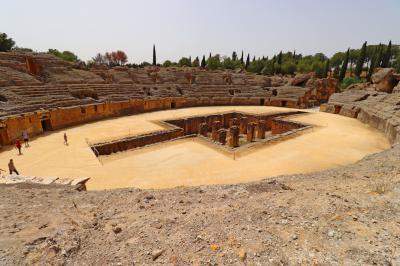 Panorámica general del interior del Anfiteatro romano