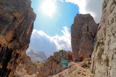 Entre rocas en  Cinque Torri