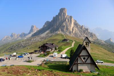 Chiesa di San Giovanni Gualberto en Passo Giau