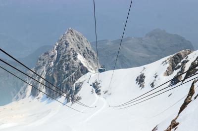 Cables del telesférico a Marmolada
