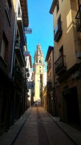 Calle hacia la Iglesia de Santo Tomás