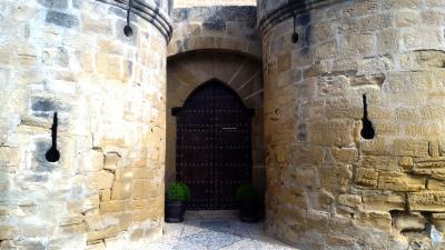 Puerta del castillo