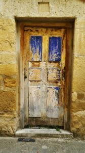 Detalle de antigua puerta 