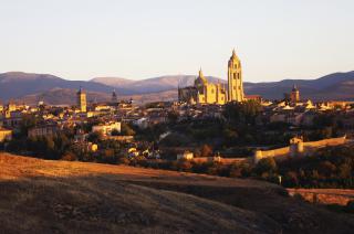 Circular de pueblos con encanto por Segovia, con el Acueducto como centro
