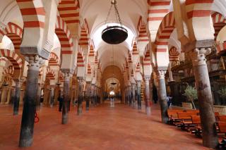 Sitios a visitar imprescindibles en la <b>ciudad de Córdoba </b>