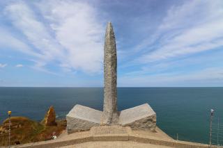 Pointe du Hoc, punto estratégico del desembarco de Normandia entre las playas de Utah y Omaha