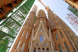 Tres facetas del genial Gaudí: <b>La Sagrada Familia, Park Güell y la Colonia Gúell</b>