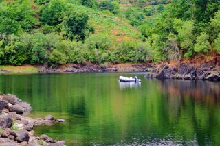 Ruta de las Pasarelas del Río Mao, desde la Fábrica de la luz hasta la aldea de Barxacova, 